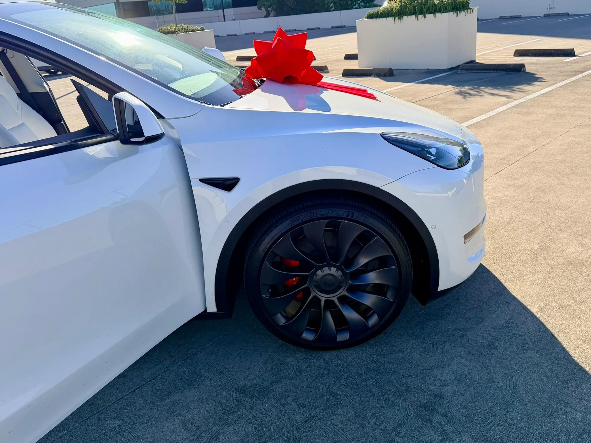Used 2022 Tesla Model Y Performance image 40