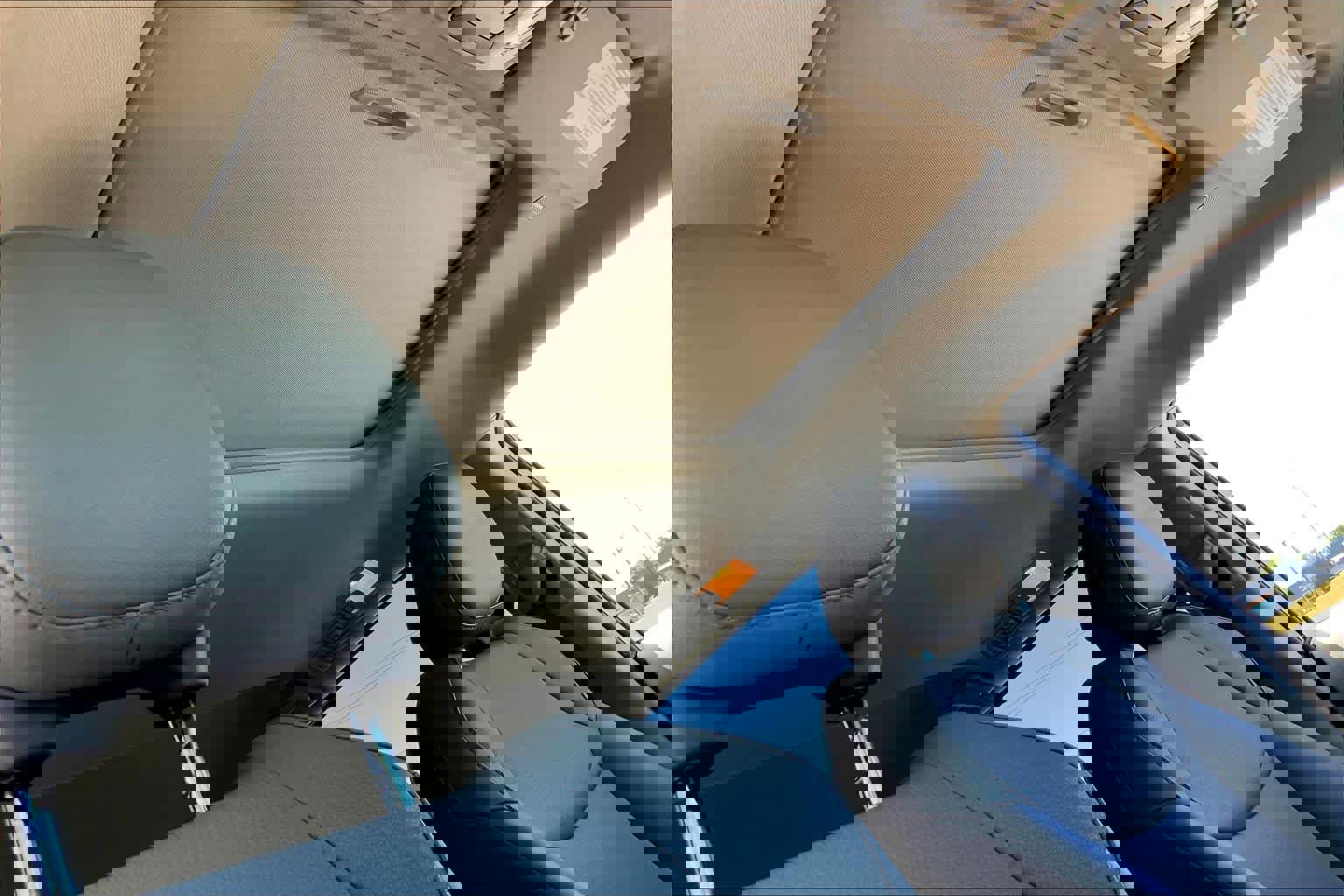 Used 2021 Toyota Sienna XLE image 14