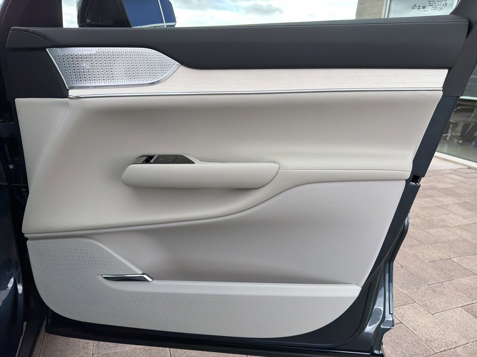 New 2026 Volvo EX90 Ultra image 24