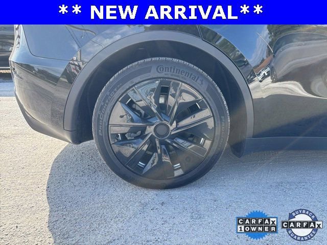 Used 2023 Tesla Model Y Long Range image 21