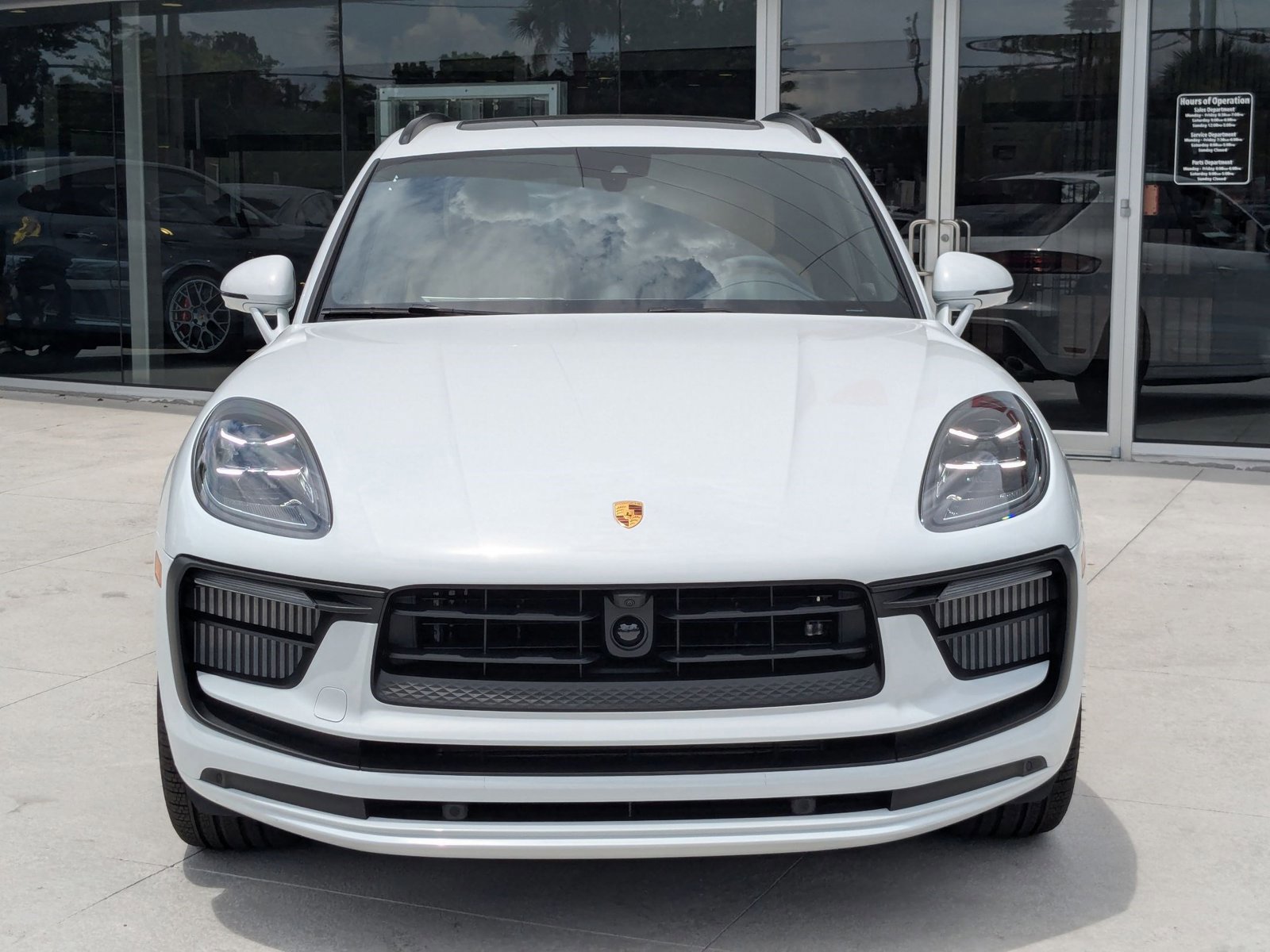 New 2025 Porsche Macan S image 6