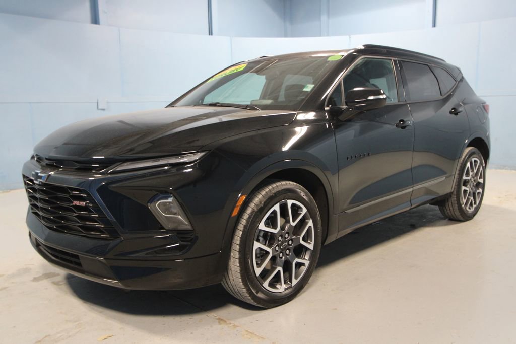 Used 2023 Chevrolet Blazer RS w/ Enhanced Convenience Package FWD image 35