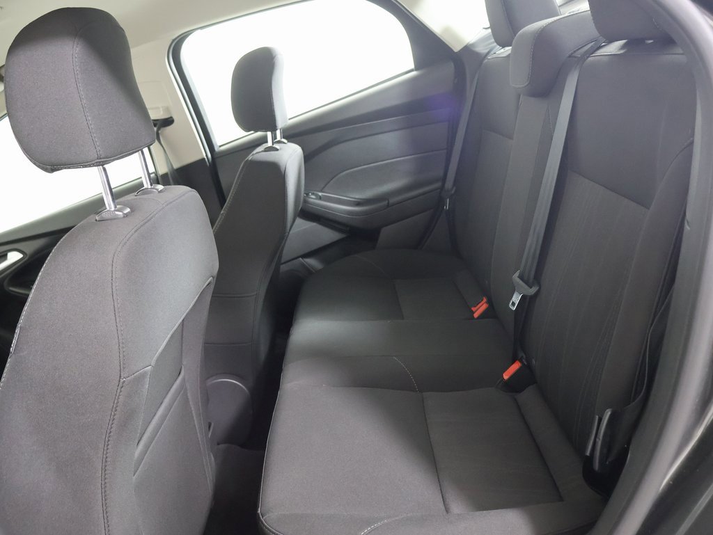 Used 2017 Ford Focus SE image 20