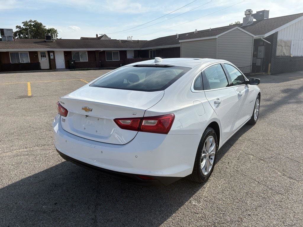 Used 2024 Chevrolet Malibu LT image 25