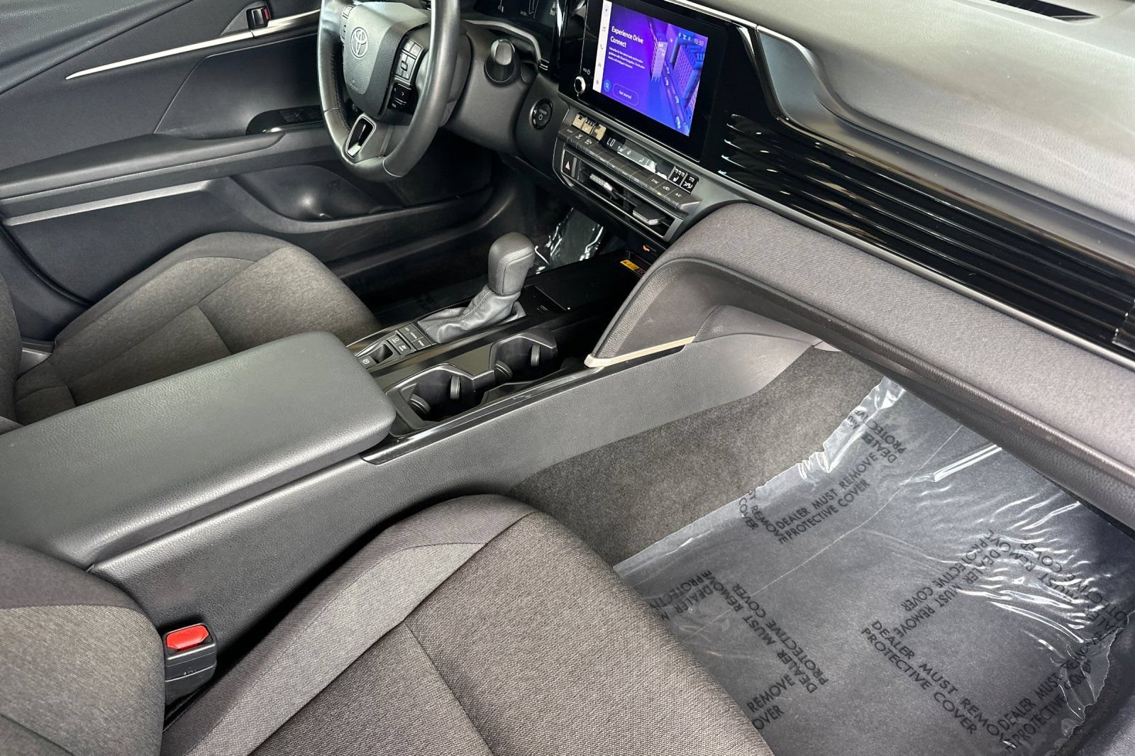 Used 2025 Toyota Camry LE w/ Convenience Package AWD/4WD image 19