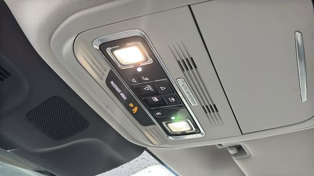 Used 2025 Lincoln Navigator L Reserve AWD/4WD image 23