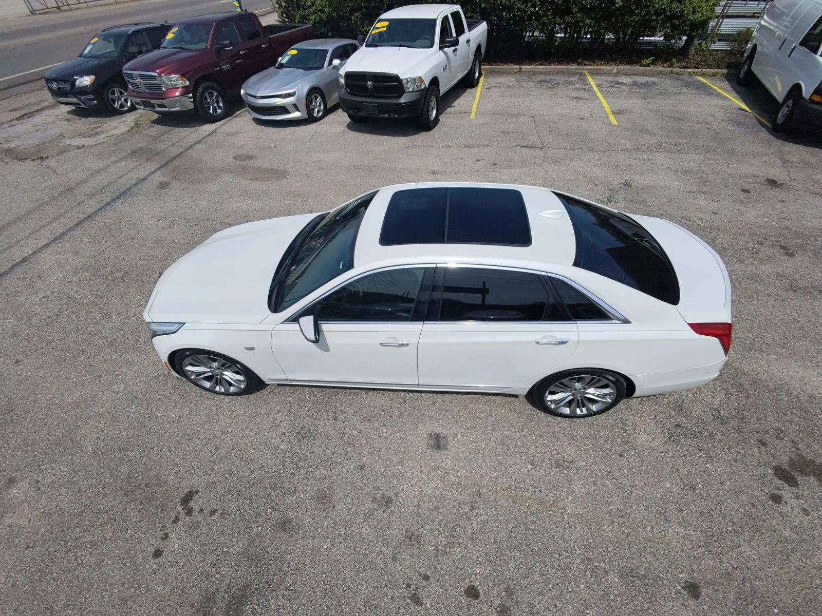 Used 2016 Cadillac CT6 Luxury RWD image 3