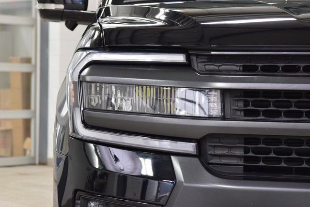 Used 2024 Ford Expedition Timberline image 10