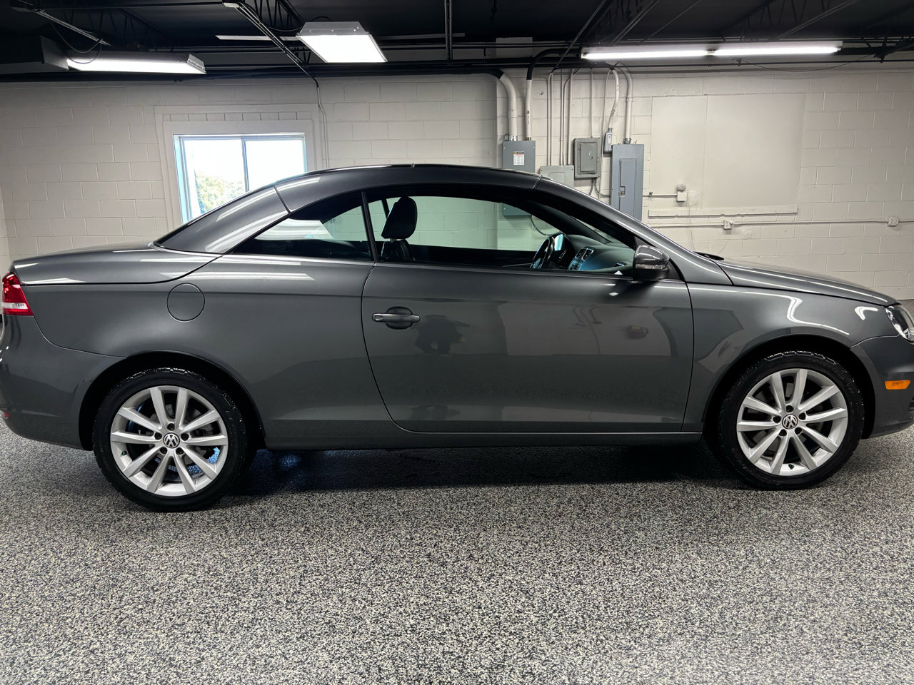 Used 2012 Volkswagen Eos Komfort image 5