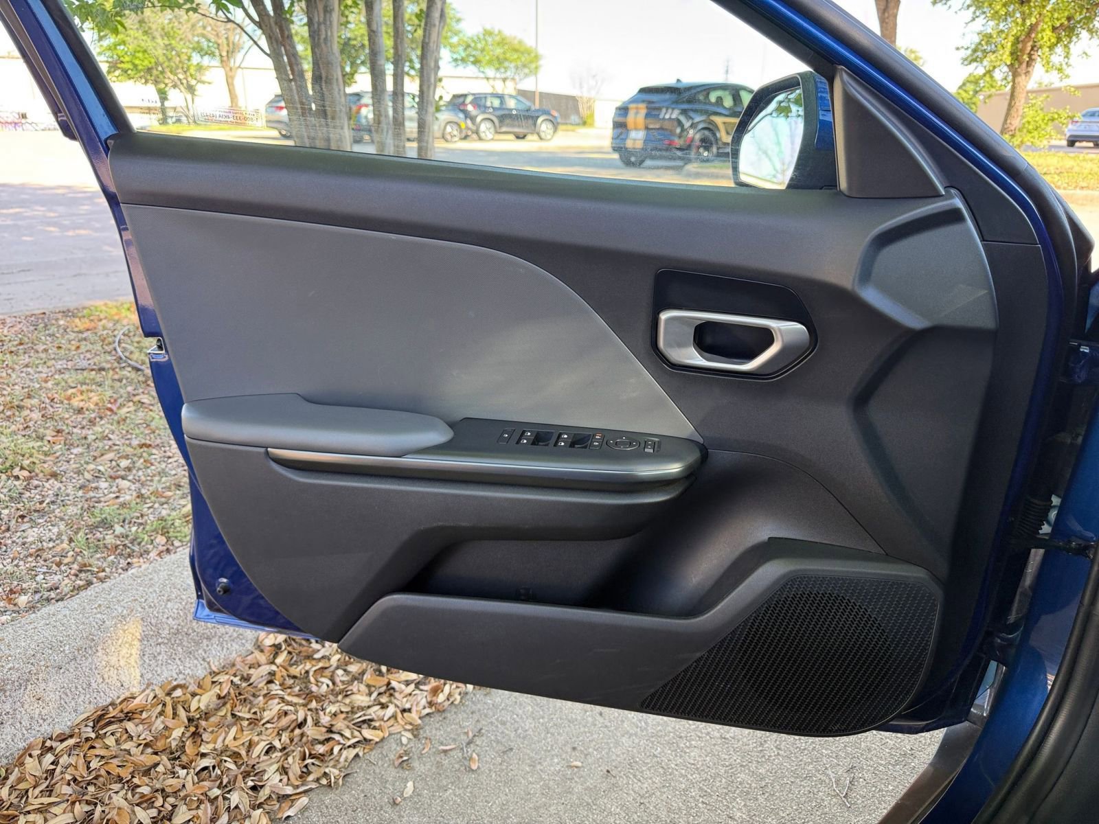Used 2025 Kia K4 FWD image 18