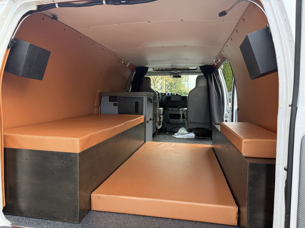 Used 2013 Ford E-150 and Econoline 150 w/ PWR Group RWD image 36
