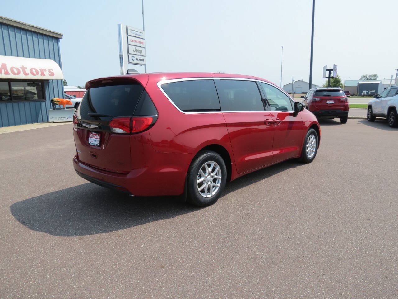 New 2026 Chrysler Voyager LX FWD image 5