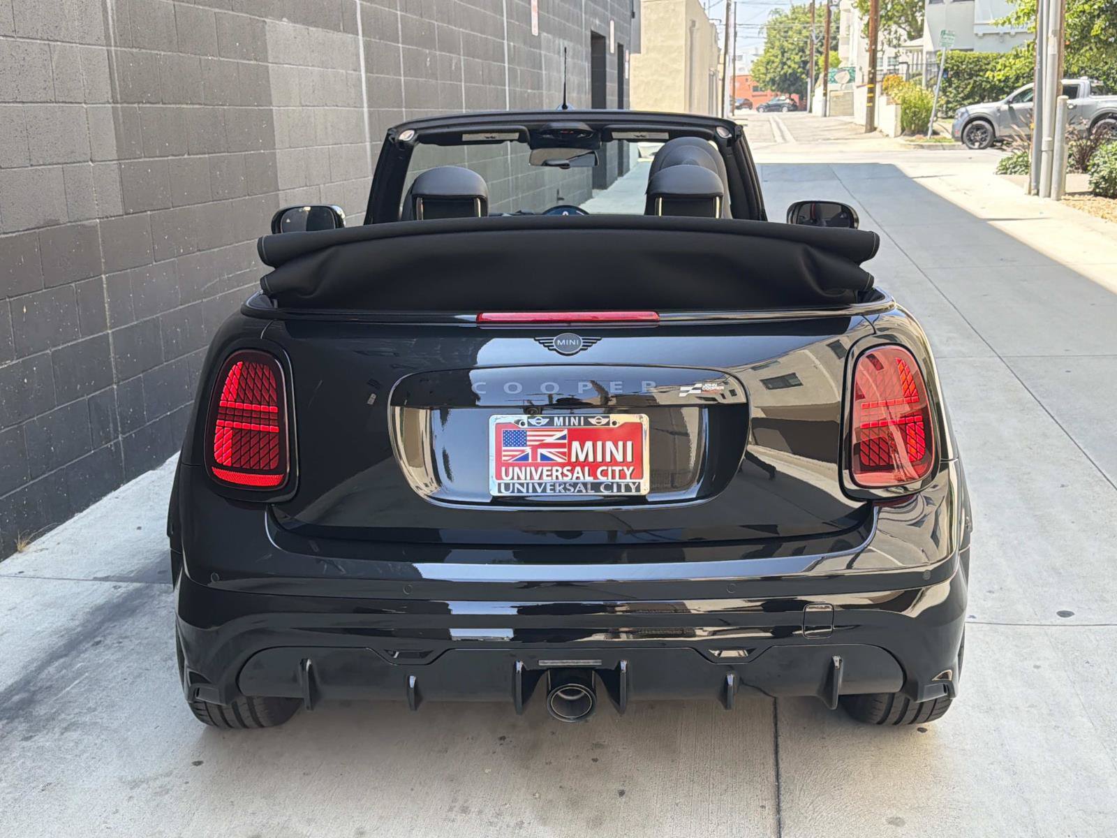 New 2026 MINI Cooper John Cooper Works FWD image 4