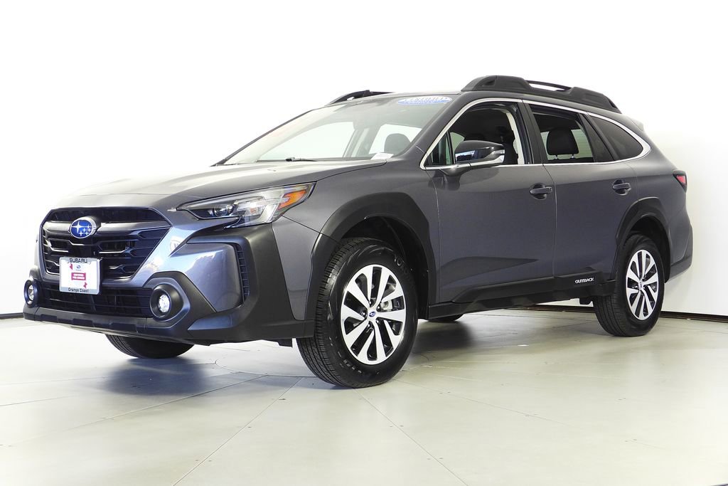 Certified 2025 Subaru Outback Premium image 2