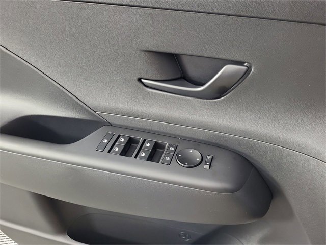 Certified 2025 Hyundai Kona SEL image 14