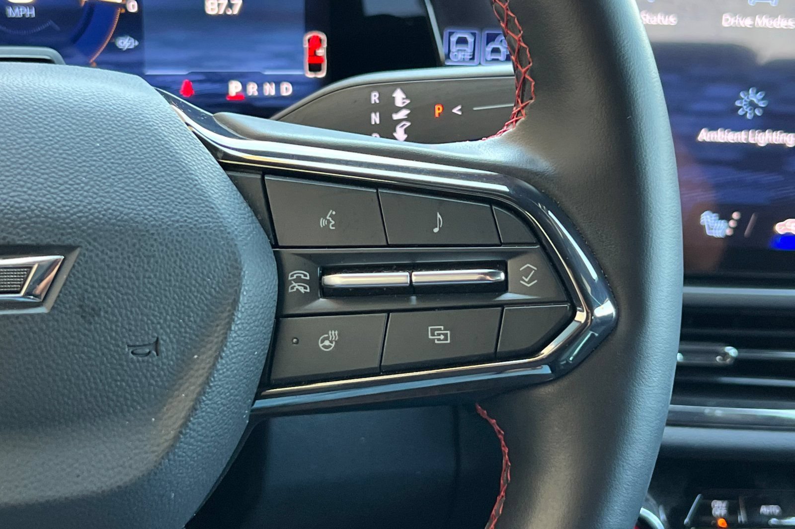 Used 2024 Chevrolet Equinox EV RS FWD image 34