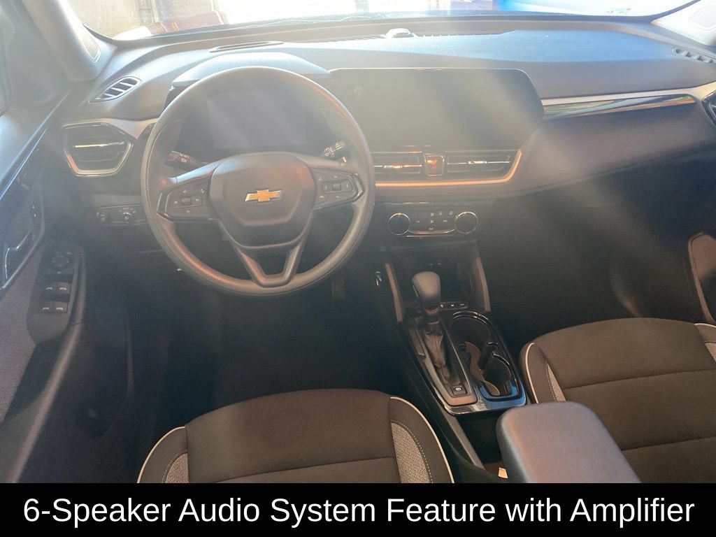 Used 2025 Chevrolet TrailBlazer LT AWD/4WD image 4