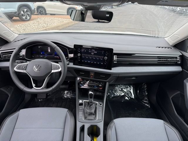 New 2026 Volkswagen Jetta SE FWD image 9