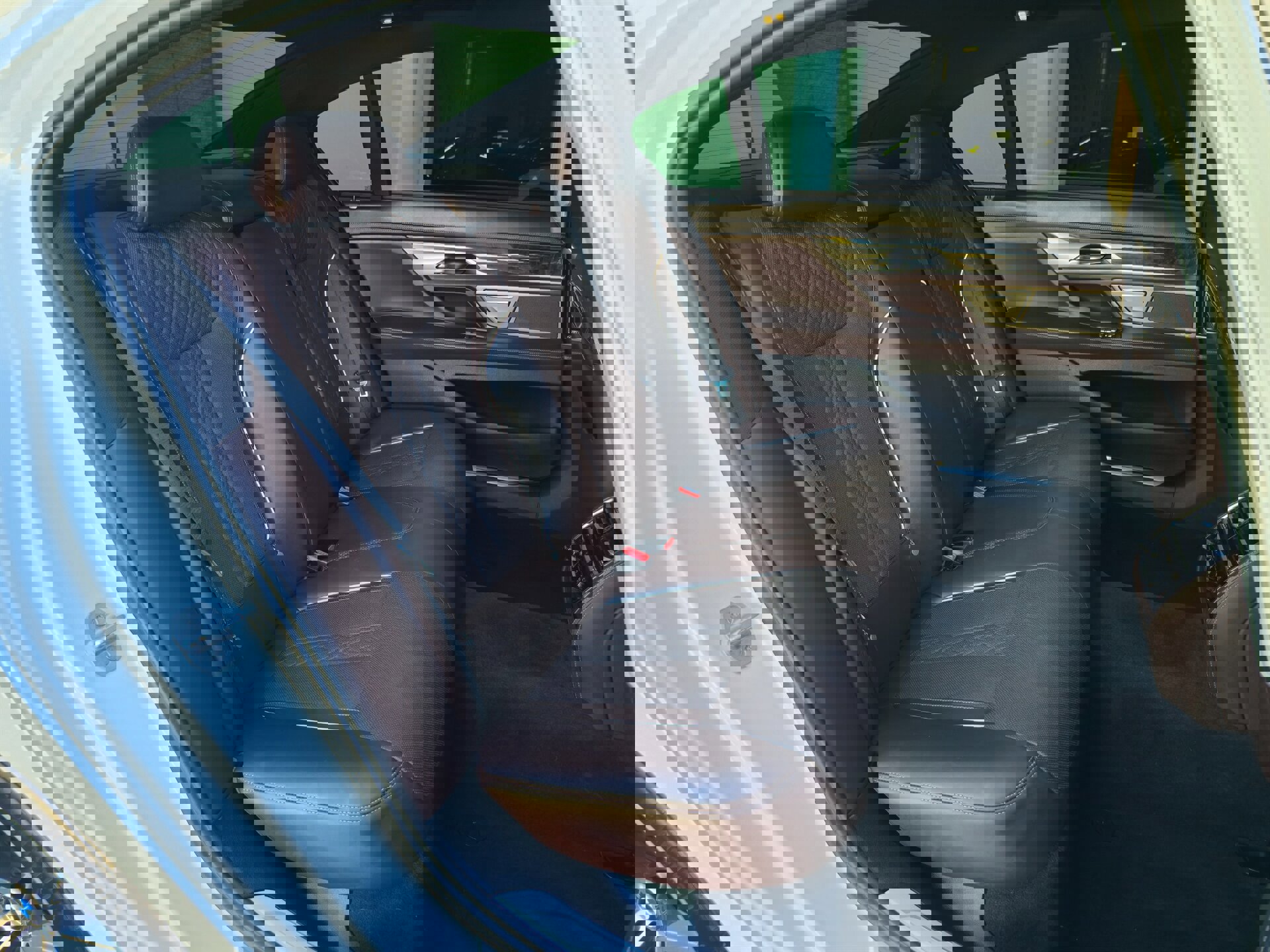 Used 2016 BMW 740i image 37