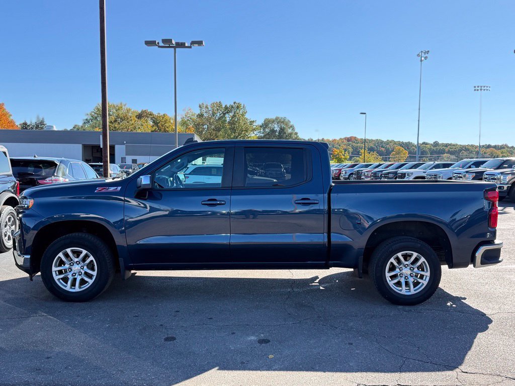 Used 2021 Chevrolet Silverado 1500 LT w/ Z71 Off-Road Package AWD/4WD image 33