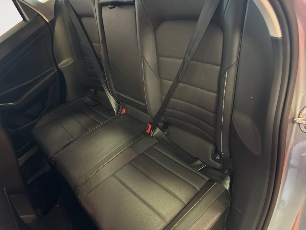 Used 2024 Volkswagen Jetta SE FWD image 13