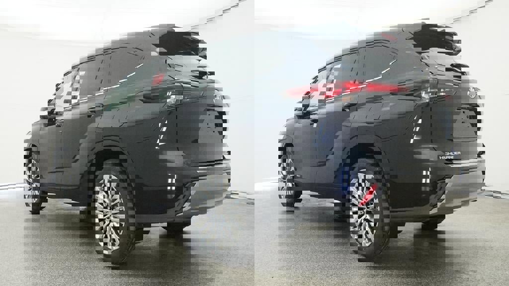 New 2026 Toyota Highlander Platinum image 21