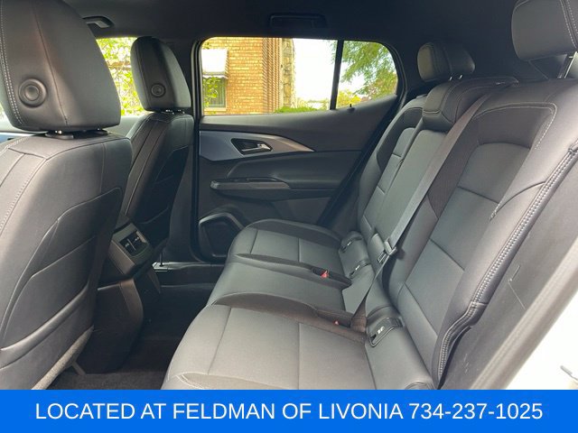 Certified 2024 Chevrolet Equinox EV LT FWD image 23