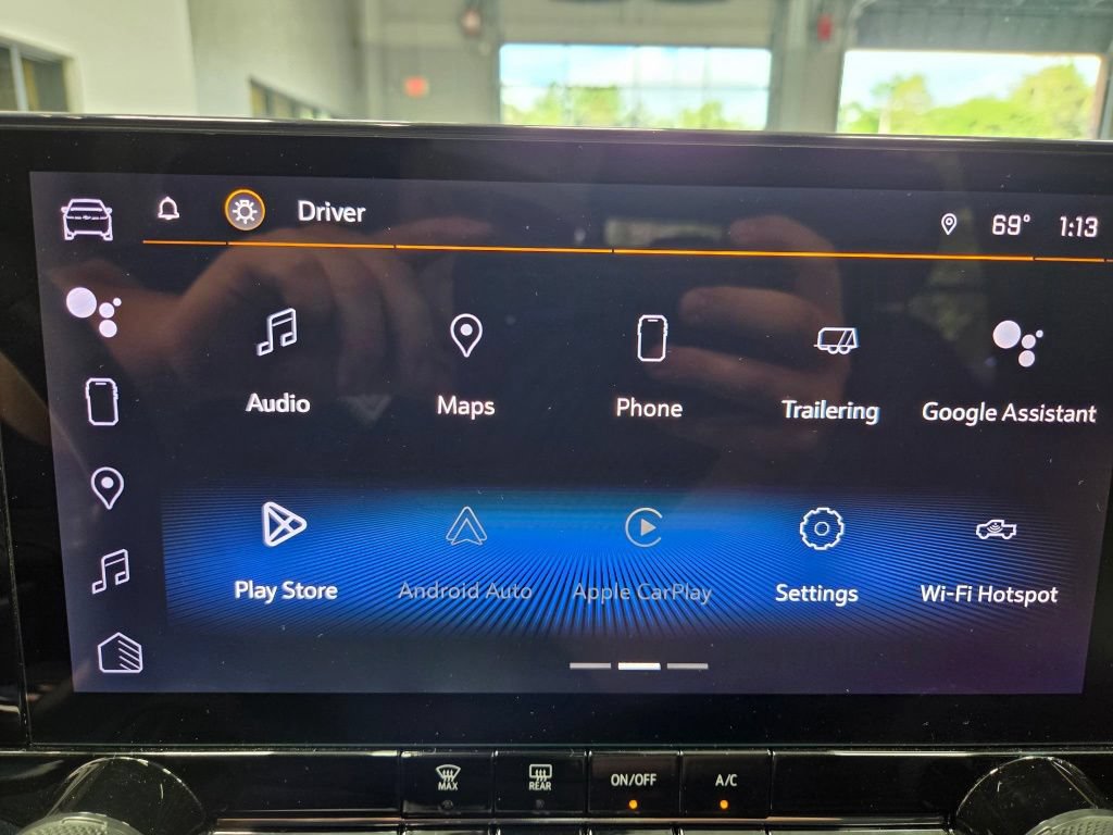 Used 2023 Chevrolet Colorado Trail Boss w/ Technology Package AWD/4WD image 44