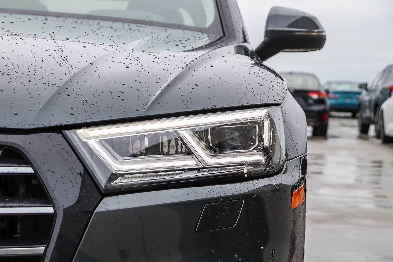 Used 2020 Audi Q5 e Premium Plus w/ Premium Plus Package image 7