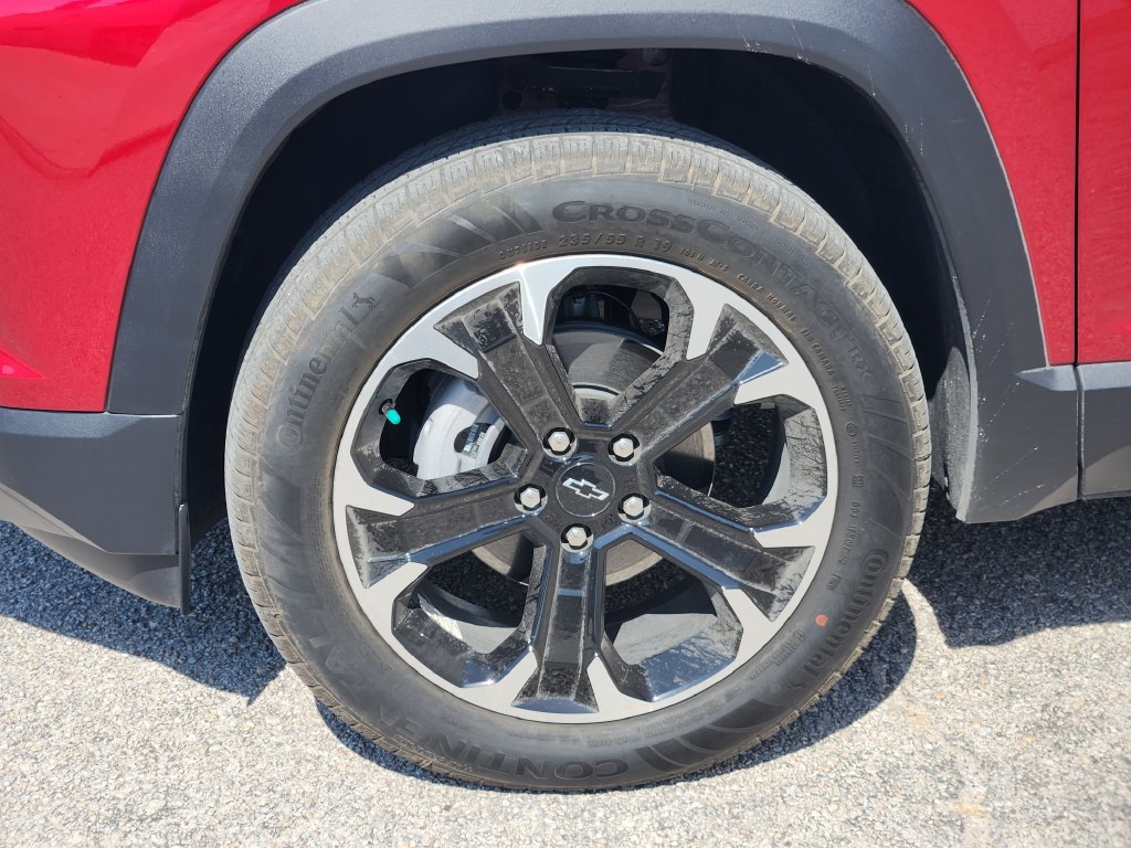 New 2027 Chevrolet Equinox LT FWD image 8