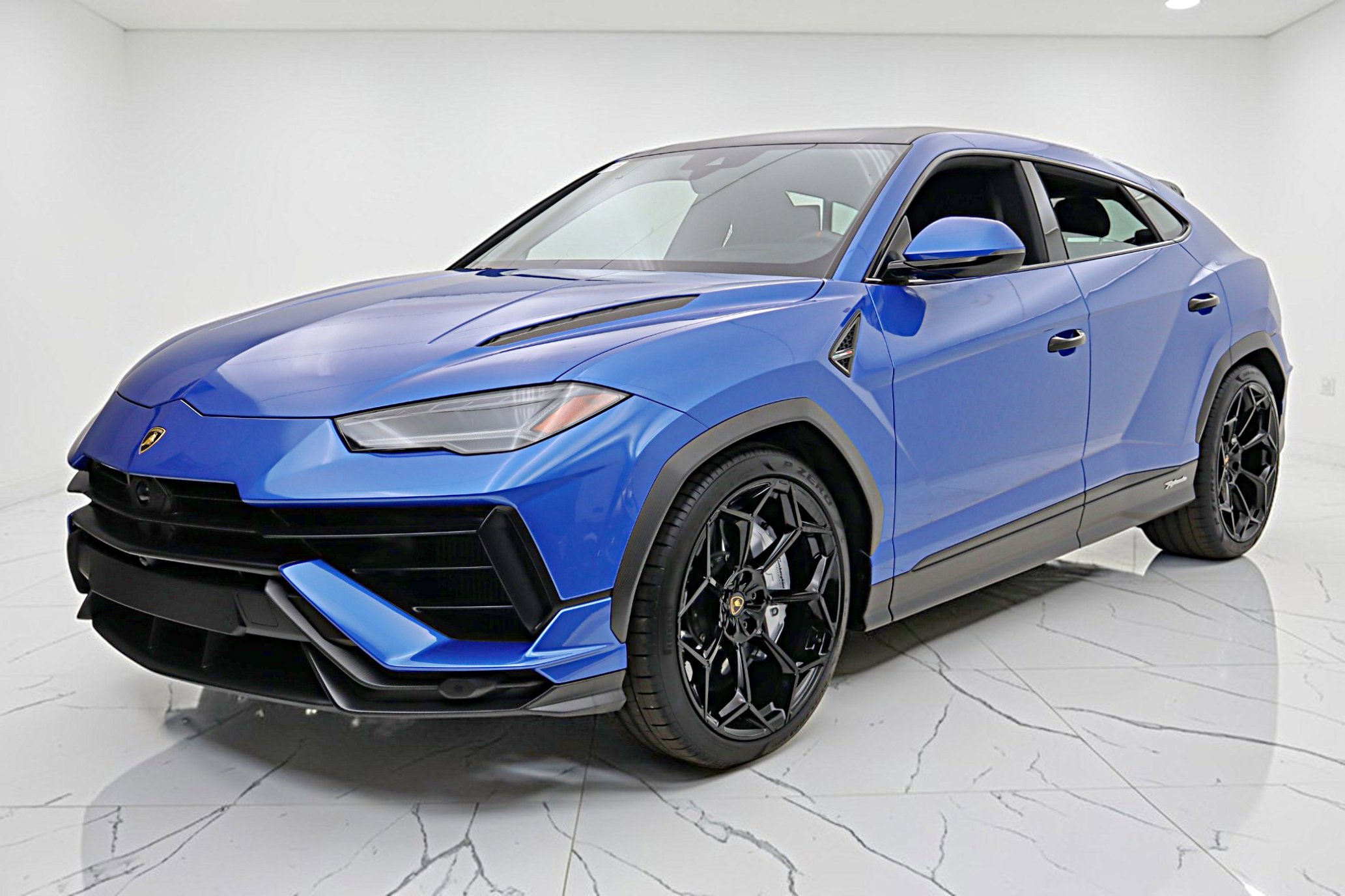 Used 2024 Lamborghini Urus Performante image 1