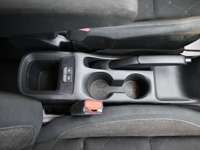 Used 2019 Nissan Kicks S image 35