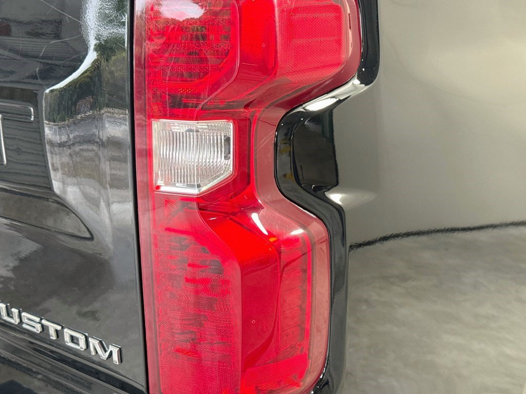 Used 2024 Chevrolet Silverado 1500 Custom RWD image 31