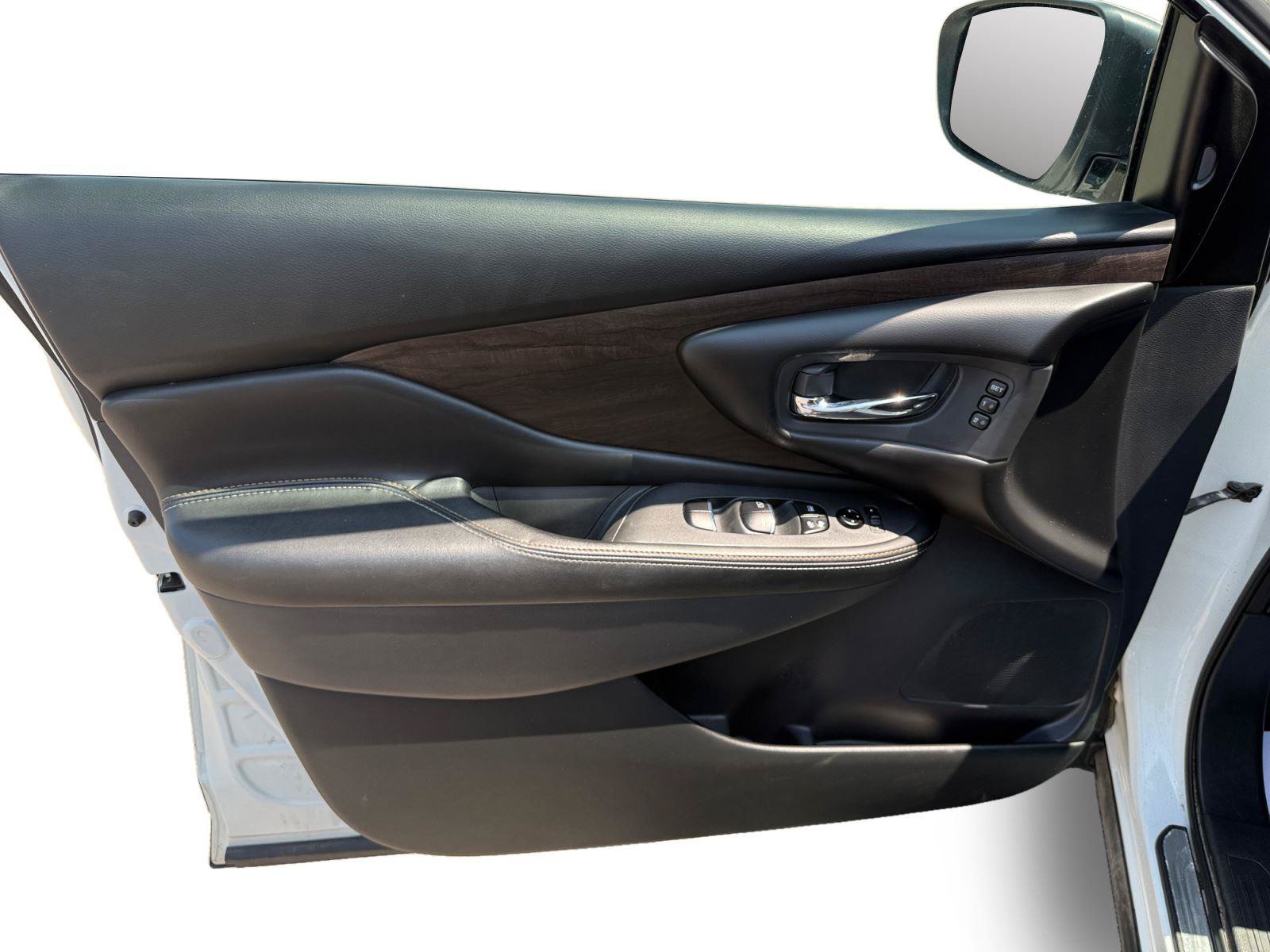 Used 2022 Nissan Murano Platinum AWD/4WD image 9