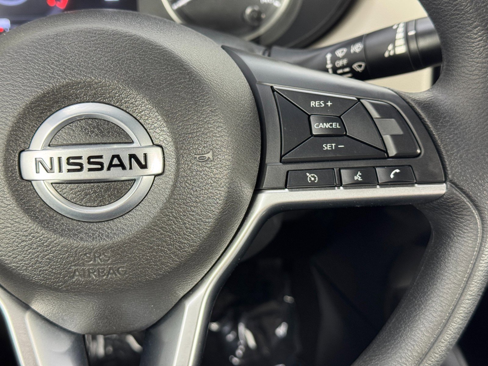 Used 2022 Nissan Versa SV w/ Electronics Package image 19