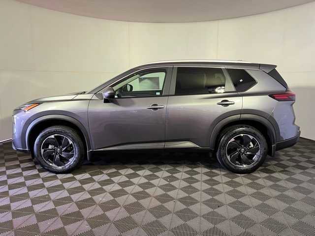 New 2026 Nissan Rogue SV image 4