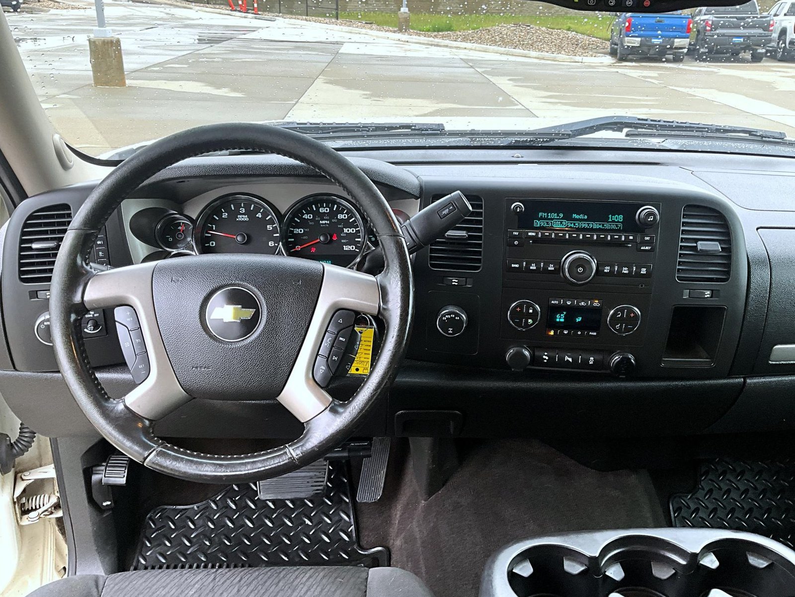Used 2013 Chevrolet Silverado 1500 LT w/ All-Star Edition AWD/4WD image 13