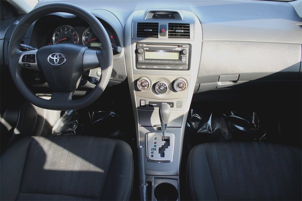 Used 2012 Toyota Corolla S image 12