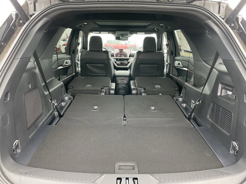 New 2026 Ford Explorer ST image 38