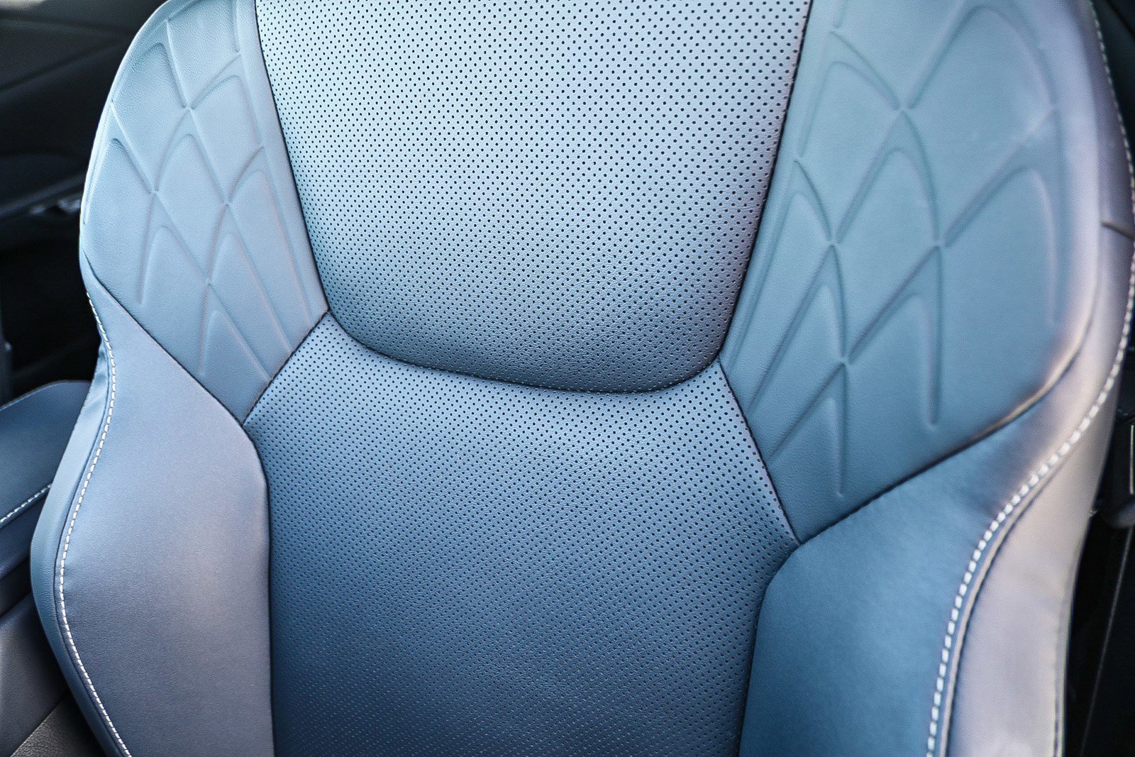 Used 2024 Lexus RX 350 Premium w/ Accessory Package (Z1) image 24