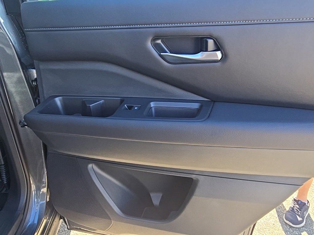 New 2025 Nissan Pathfinder SL image 33