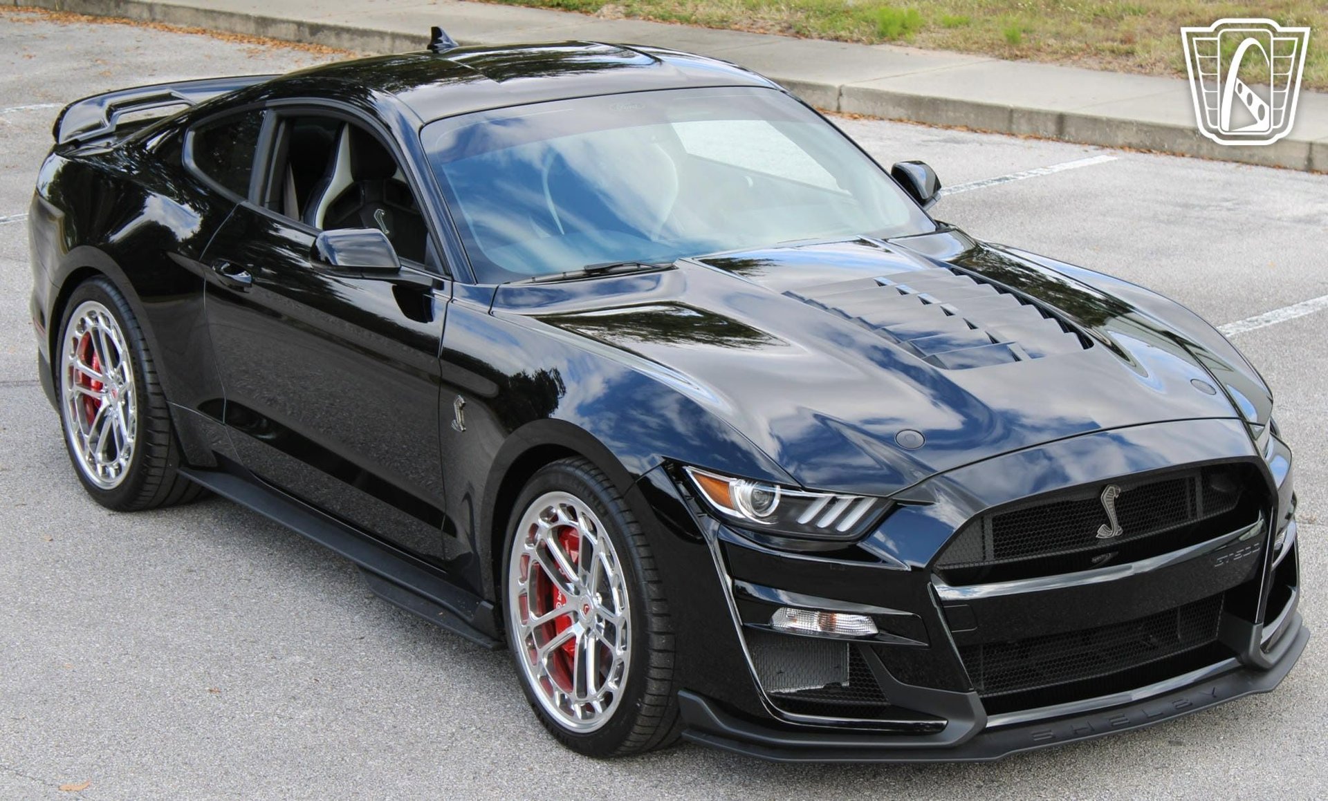Used 2020 Ford Mustang Shelby GT500 w/ Technology Package image 26