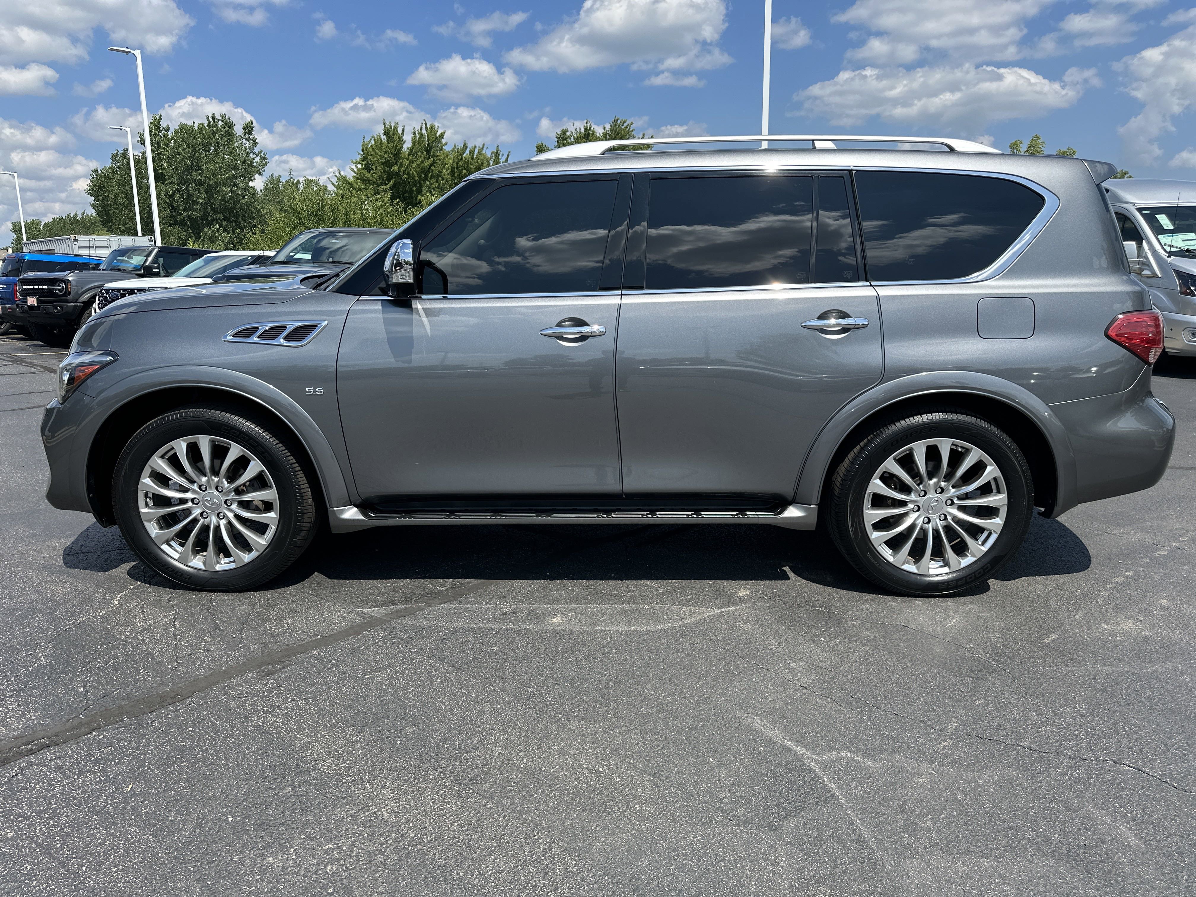 Used 2017 INFINITI QX80 4WD w/ Deluxe Technology Package image 7