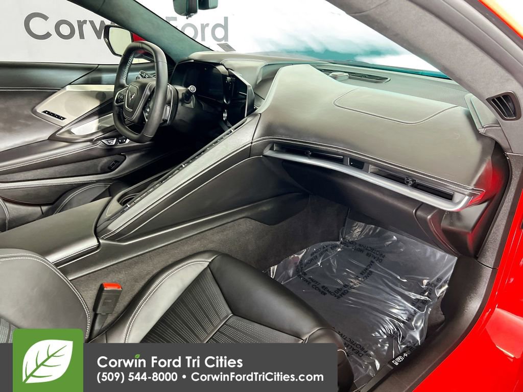 Used 2023 Chevrolet Corvette Stingray w/ Z51 Performance Package image 26