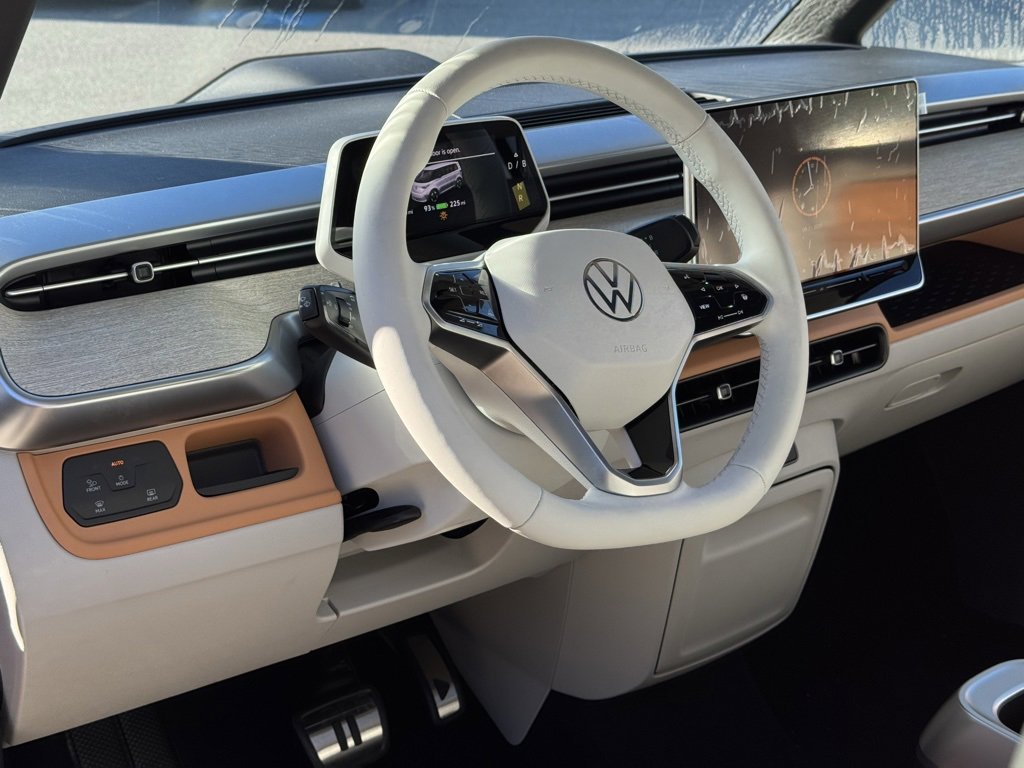 New 2025 Volkswagen ID. Buzz 1st Edition image 17