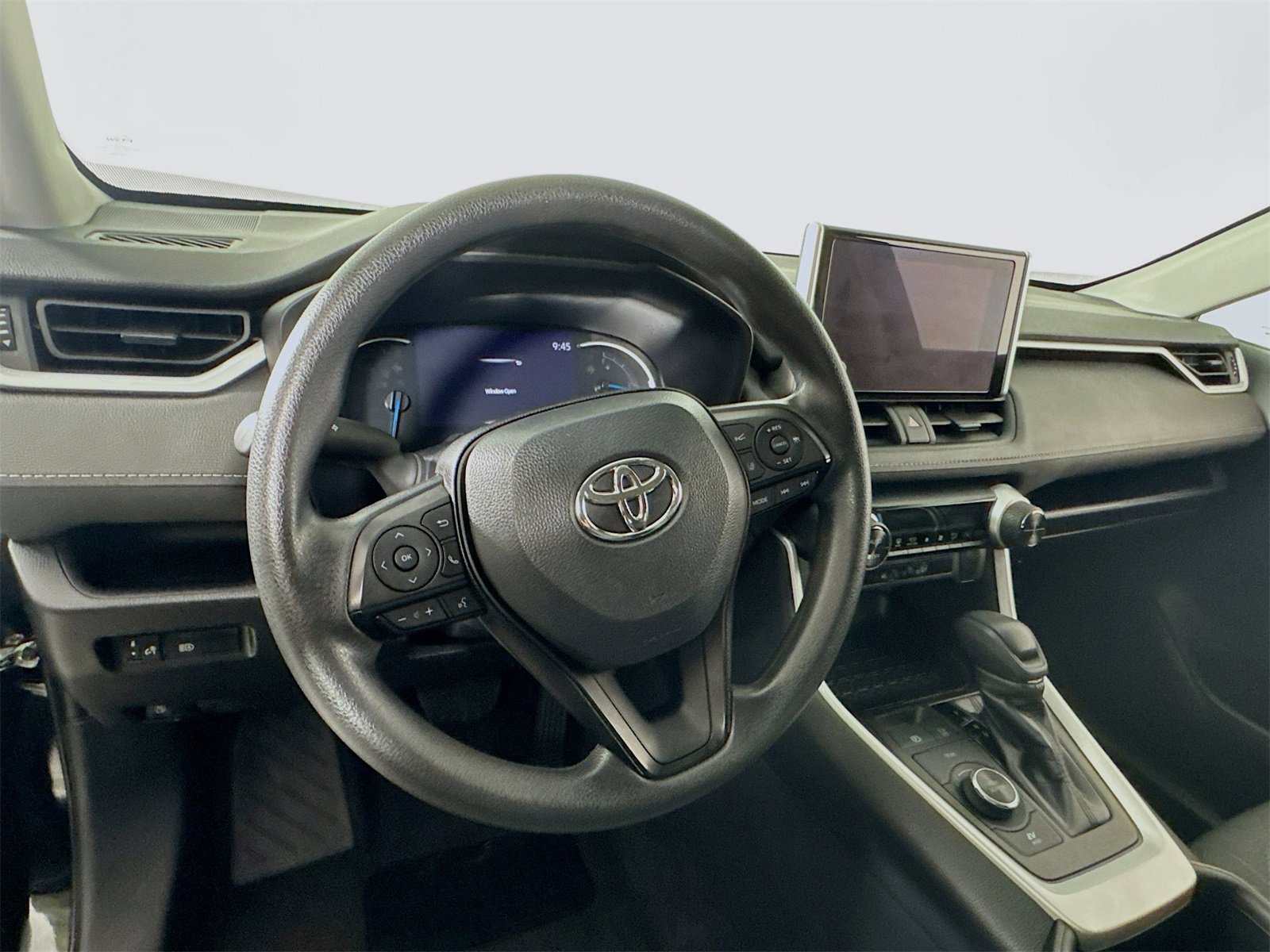 Used 2024 Toyota RAV4 XLE image 9
