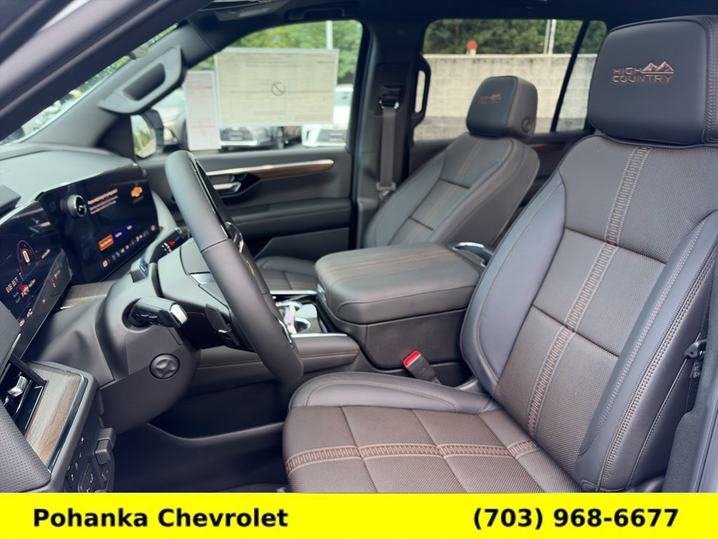 New 2026 Chevrolet Suburban High Country AWD/4WD image 26