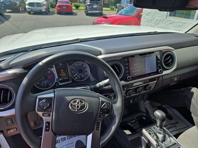 Used 2023 Toyota Tacoma SR5 AWD/4WD image 13