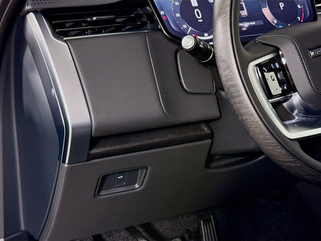 New 2026 Land Rover Range Rover SE AWD/4WD image 10