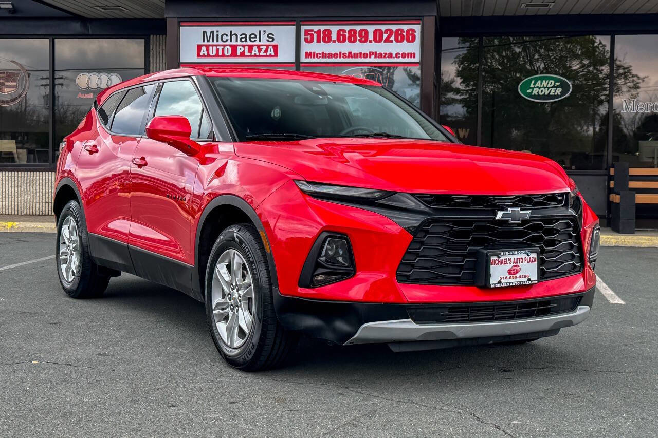 Used 2021 Chevrolet Blazer LT w/ LPO, Black Accent Package FWD image 1